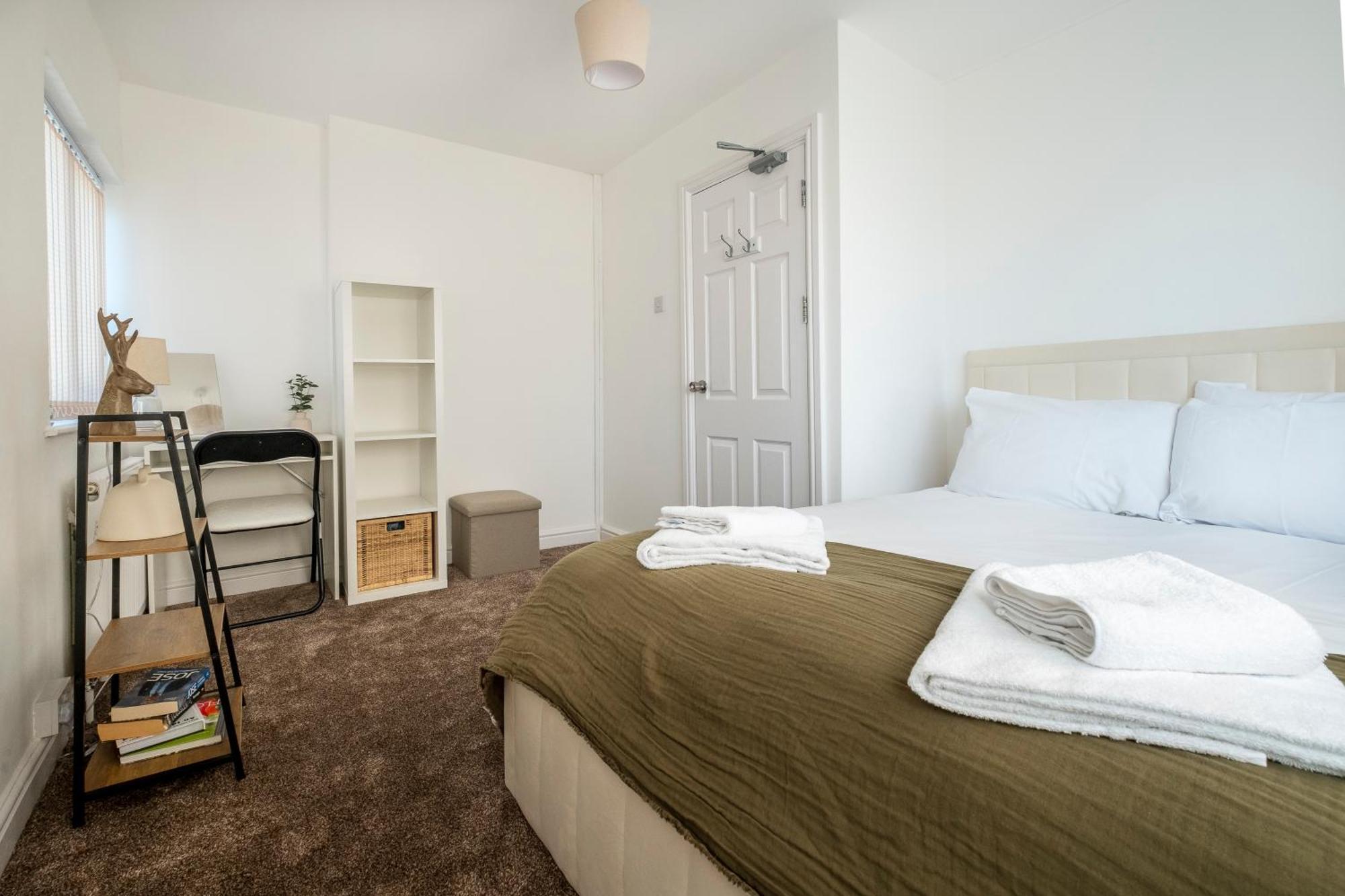 Business House Apartment *